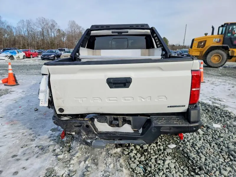 2024 TOYOTA TACOMA DOUBLE CAB  