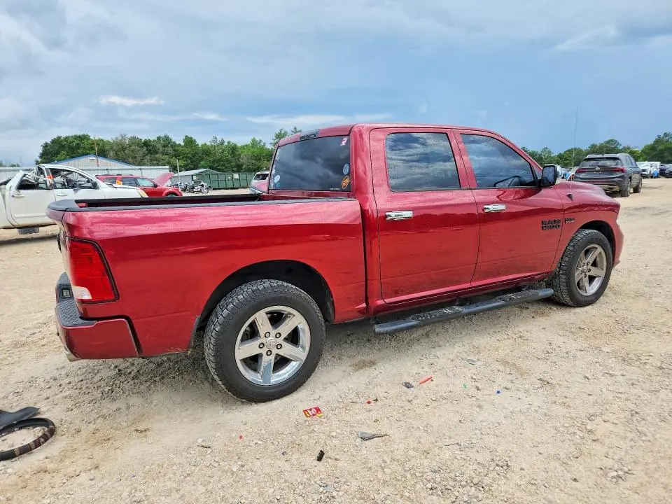 2015 RAM 1500 ST  