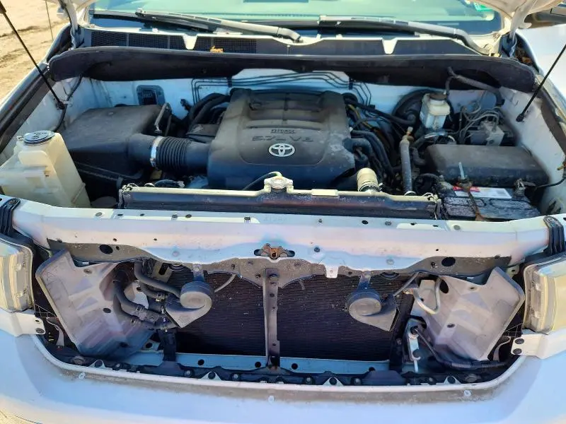 2012 TOYOTA TUNDRA CREWMAX SR5  