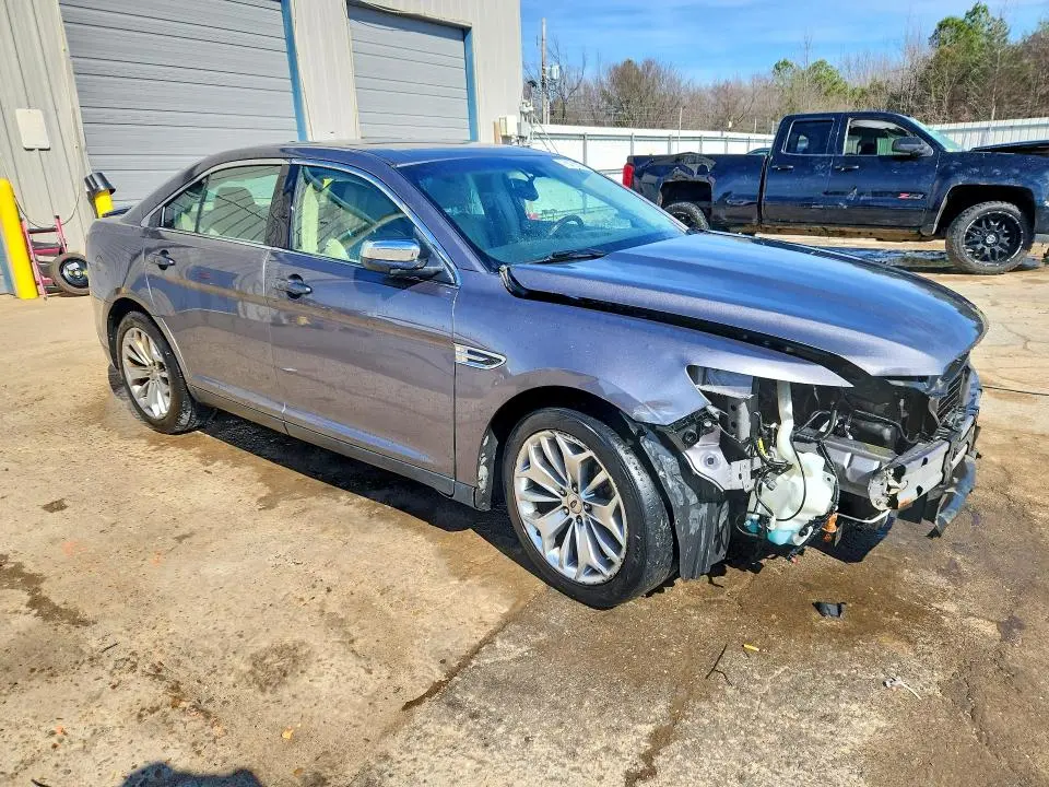 2013 FORD TAURUS LIMITED  