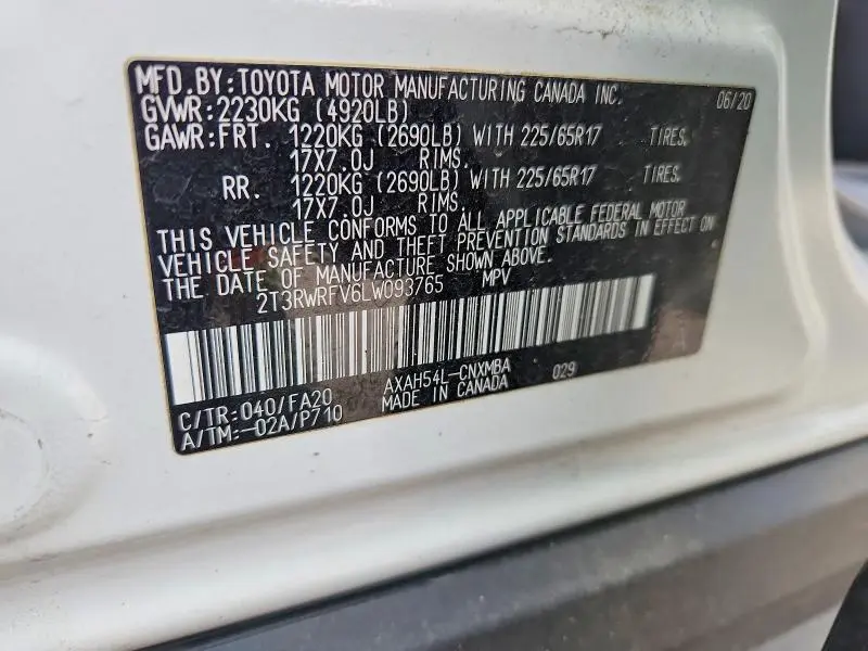 2020 TOYOTA RAV4 XLE  