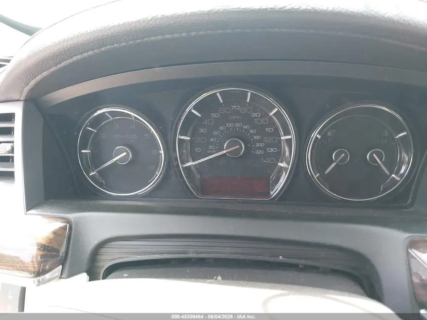 2011 LINCOLN MKS  