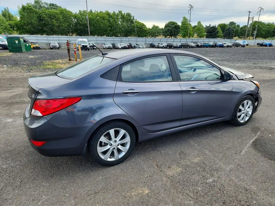 2014 HYUNDAI ACCENT GLS  