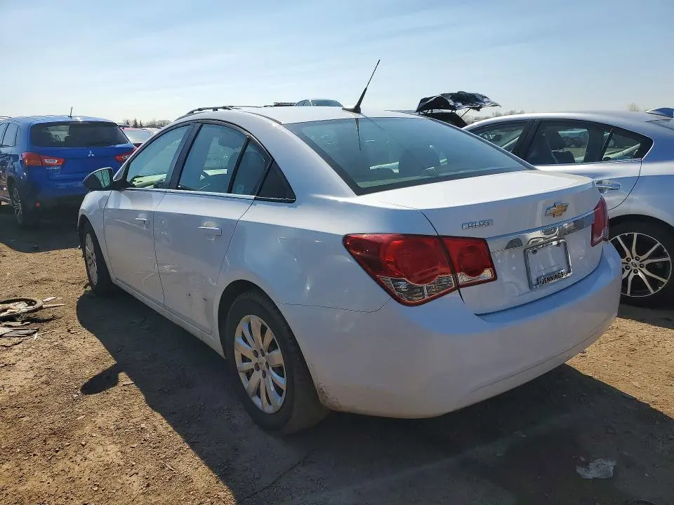 2011 CHEVROLET CRUZE LS  