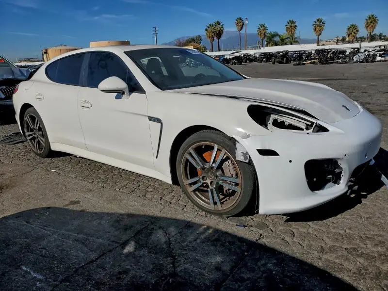2012 PORSCHE PANAMERA 2  