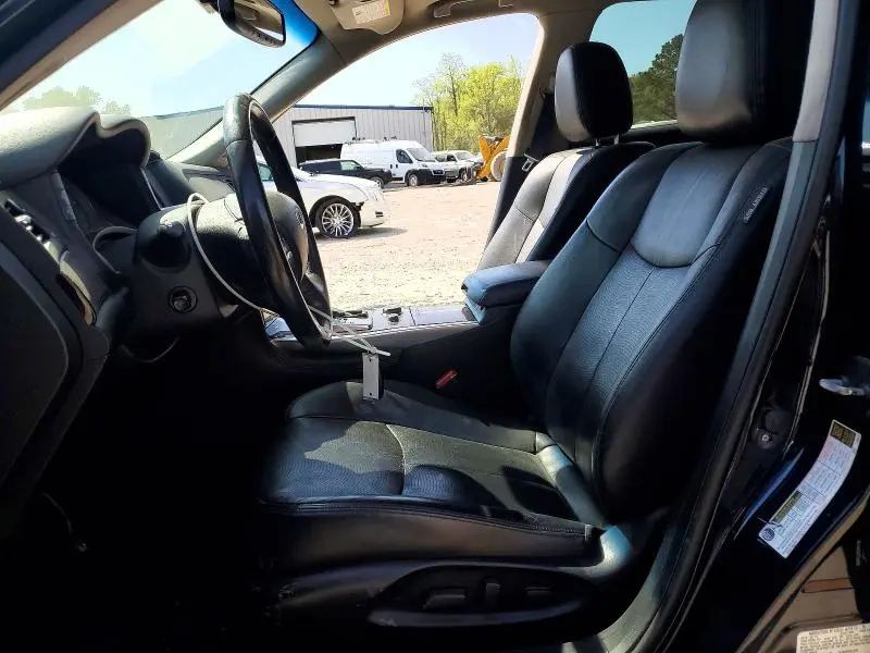 2015 INFINITI Q70L 3.7  