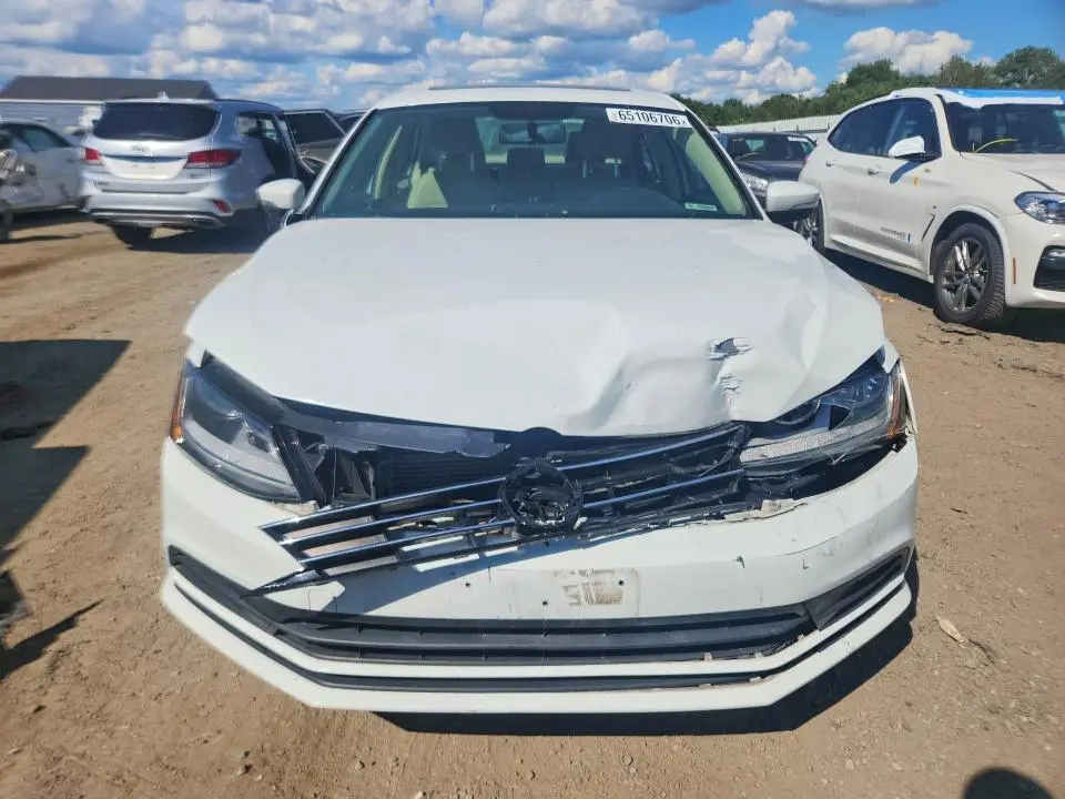 2017 VOLKSWAGEN JETTA SE  