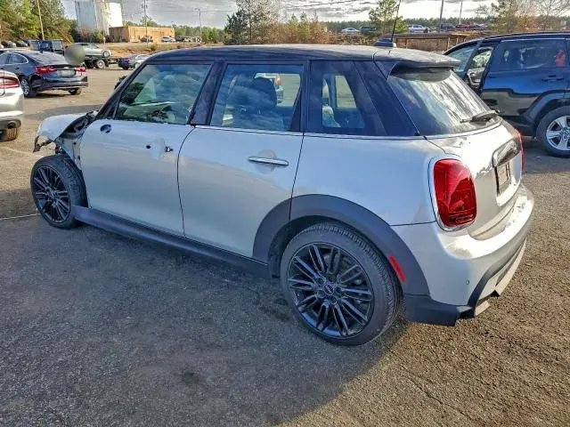 2022 MINI COOPER   
