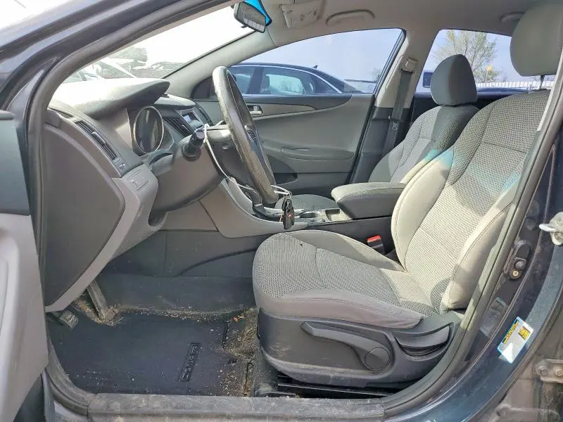 2011 HYUNDAI SONATA GLS  