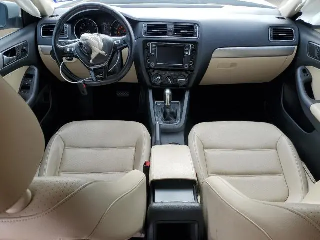 2017 VOLKSWAGEN JETTA SE  