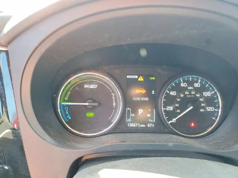 2018 MITSUBISHI OUTLANDER SE  