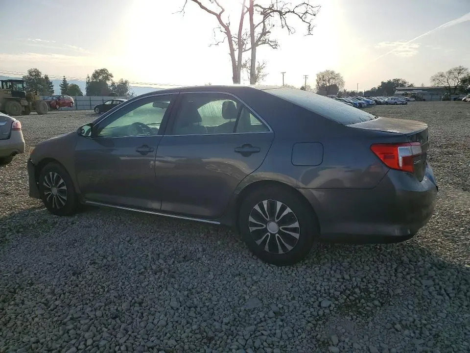 2014 TOYOTA CAMRY L  