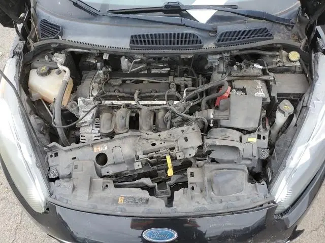 2014 FORD FIESTA SE  