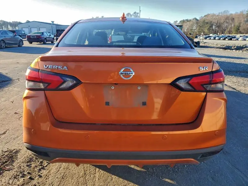 2020 NISSAN VERSA SR  