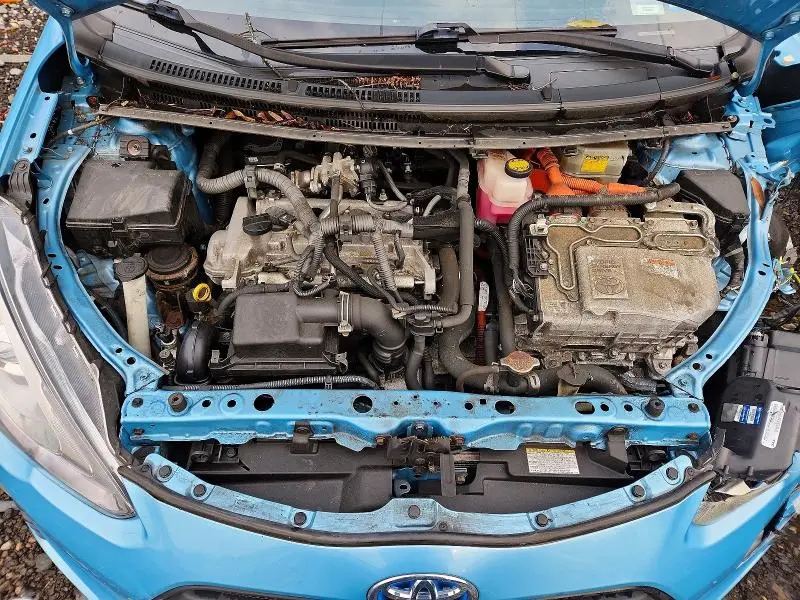 2018 TOYOTA PRIUS C TWO  