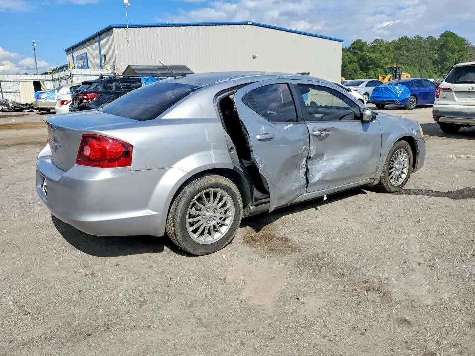 2014 DODGE AVENGER SE  
