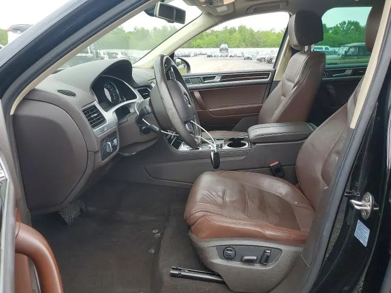 2013 VOLKSWAGEN TOUAREG V6 TDI  