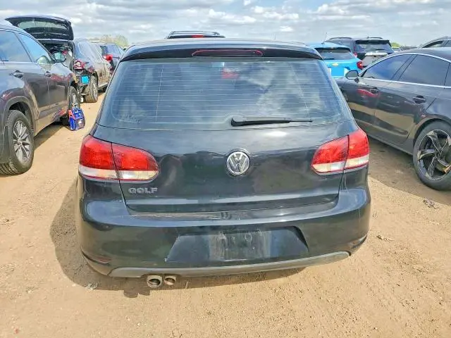 2010 VOLKSWAGEN GOLF   