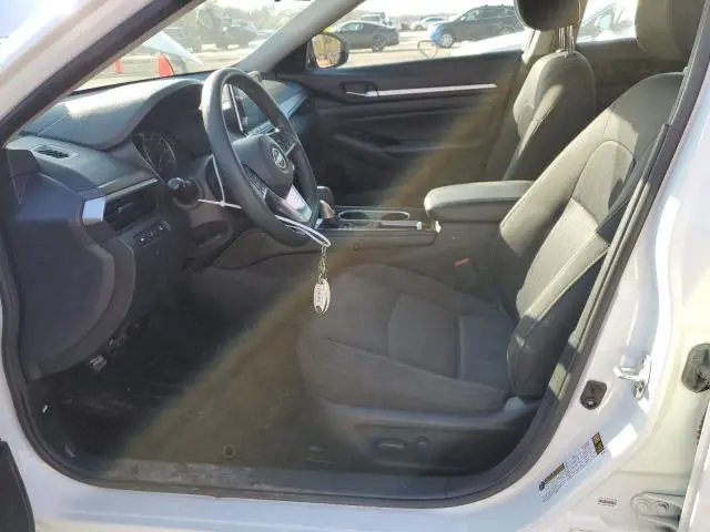 2023 NISSAN ALTIMA SV  