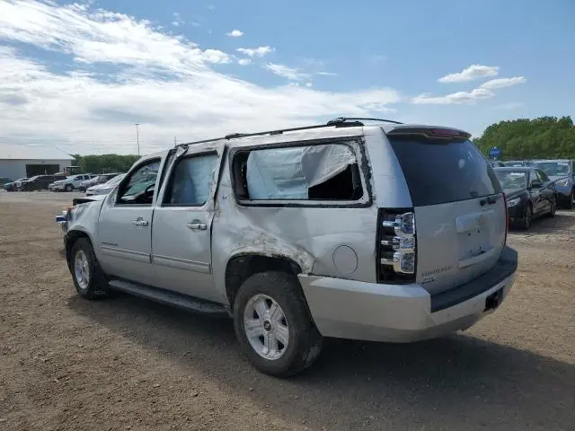2011 CHEVROLET SUBURBAN K1500 LT  