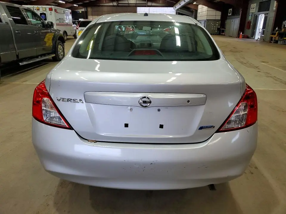 2013 NISSAN VERSA 1.6 S  