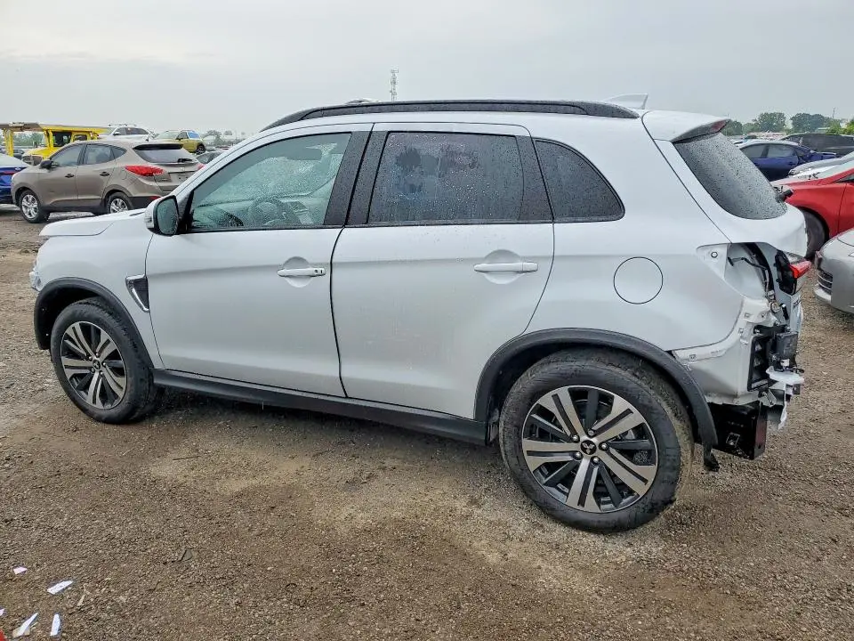 2026 MITSUBISHI RVR SE  