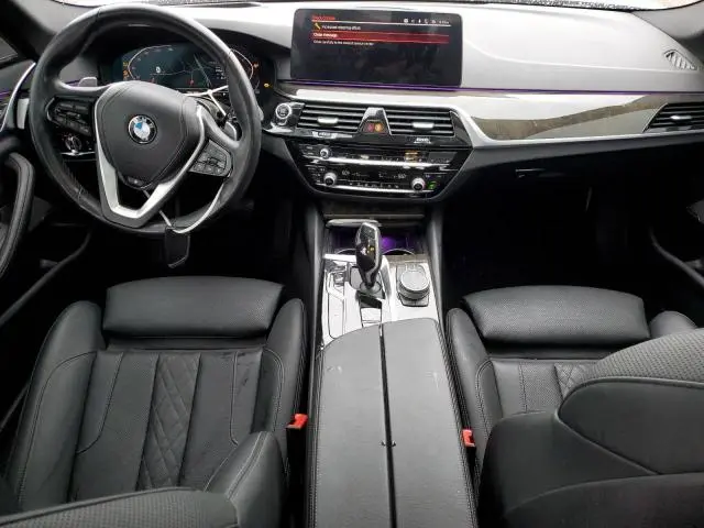 2021 BMW 530 XI  
