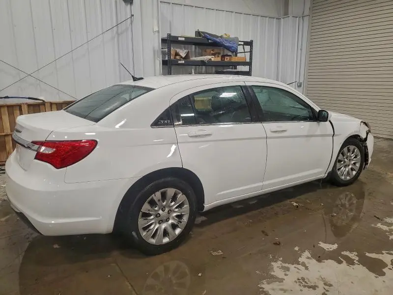 2013 CHRYSLER 200 LX  
