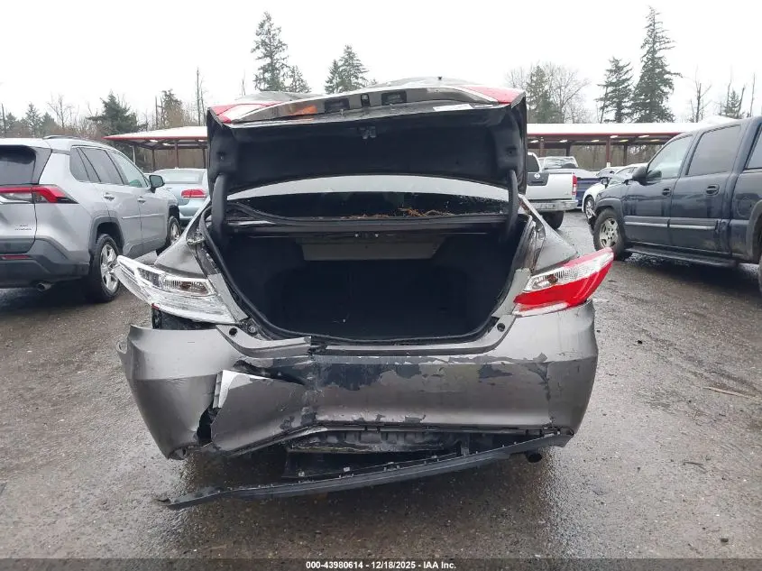 2017 TOYOTA CAMRY LE