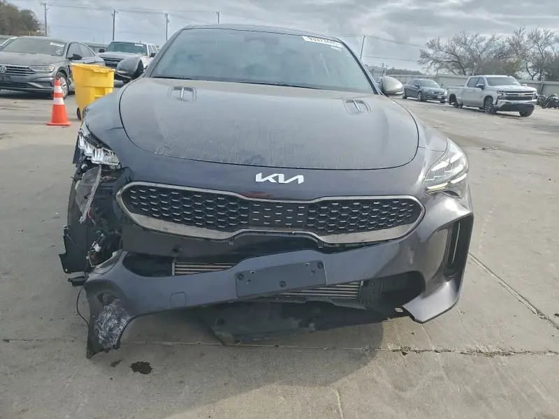 2022 KIA STINGER GT1  