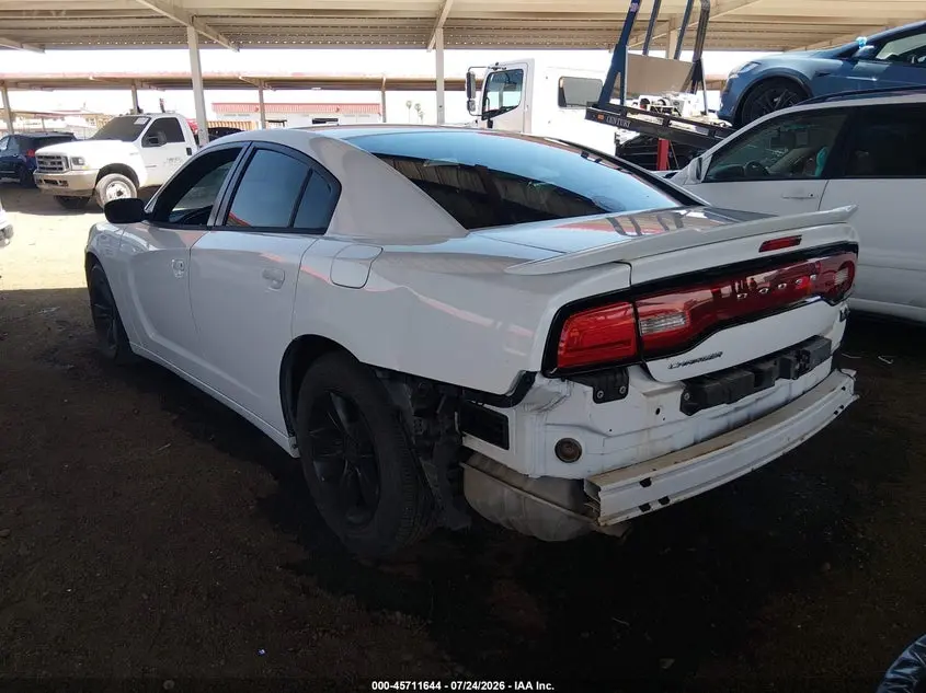 2013 DODGE CHARGER SE