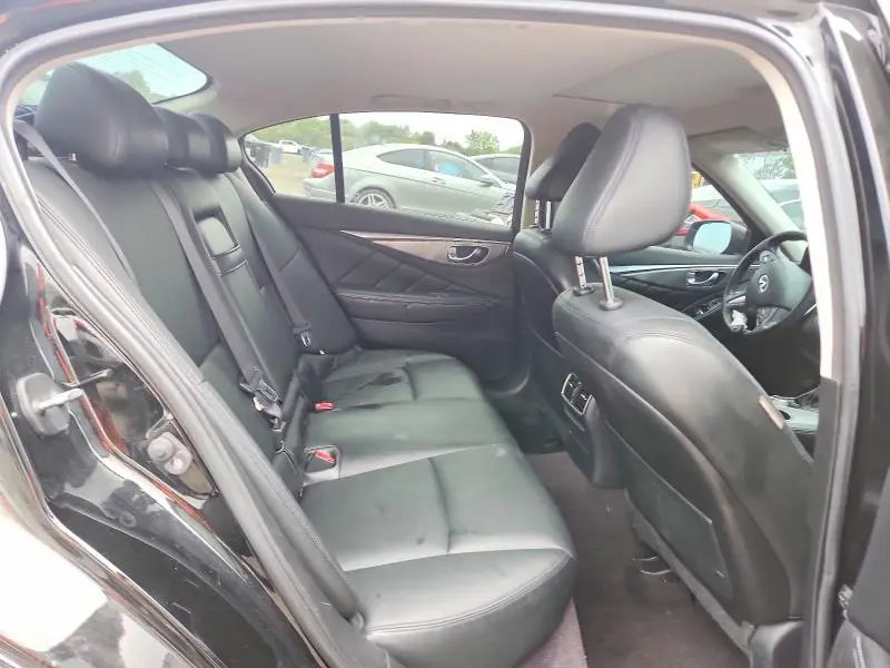 2015 INFINITI Q50 BASE  