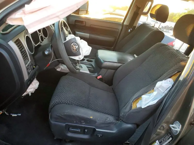 2011 TOYOTA TUNDRA CREWMAX SR5  