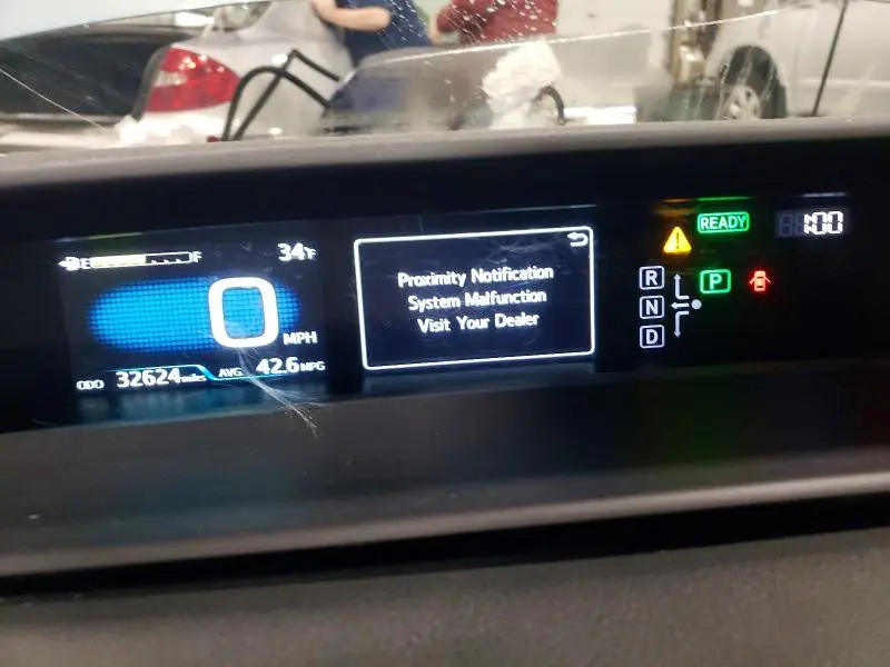 2020 TOYOTA PRIUS LE  