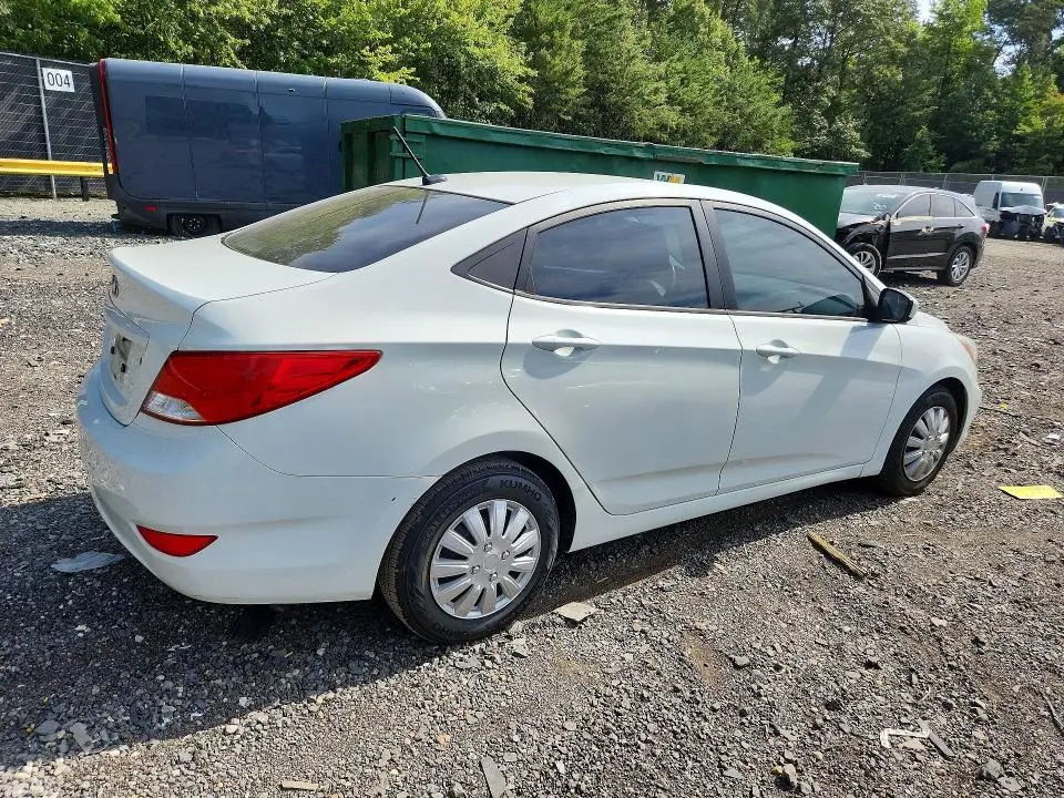 2015 HYUNDAI ACCENT GLS  