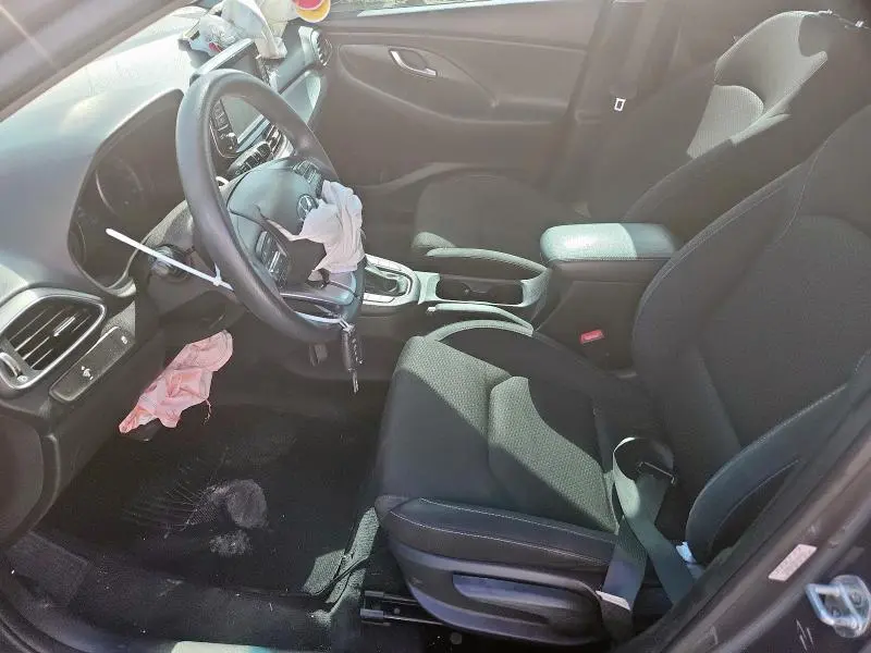 2019 HYUNDAI ELANTRA GT   