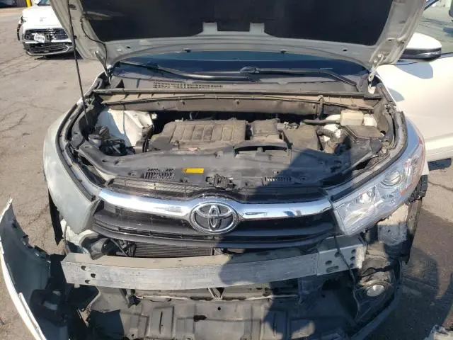 2016 TOYOTA HIGHLANDER XLE  