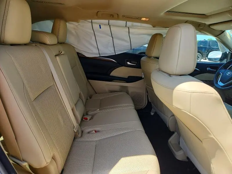 2018 TOYOTA HIGHLANDER LIMITED  