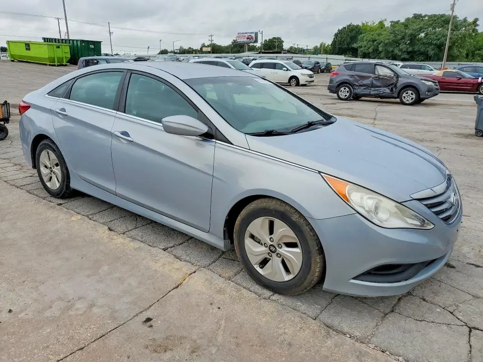 2014 HYUNDAI SONATA GLS  