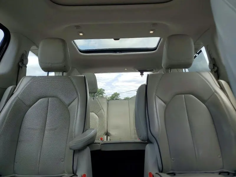 2017 CHRYSLER PACIFICA EHYBRID PLATINUM  
