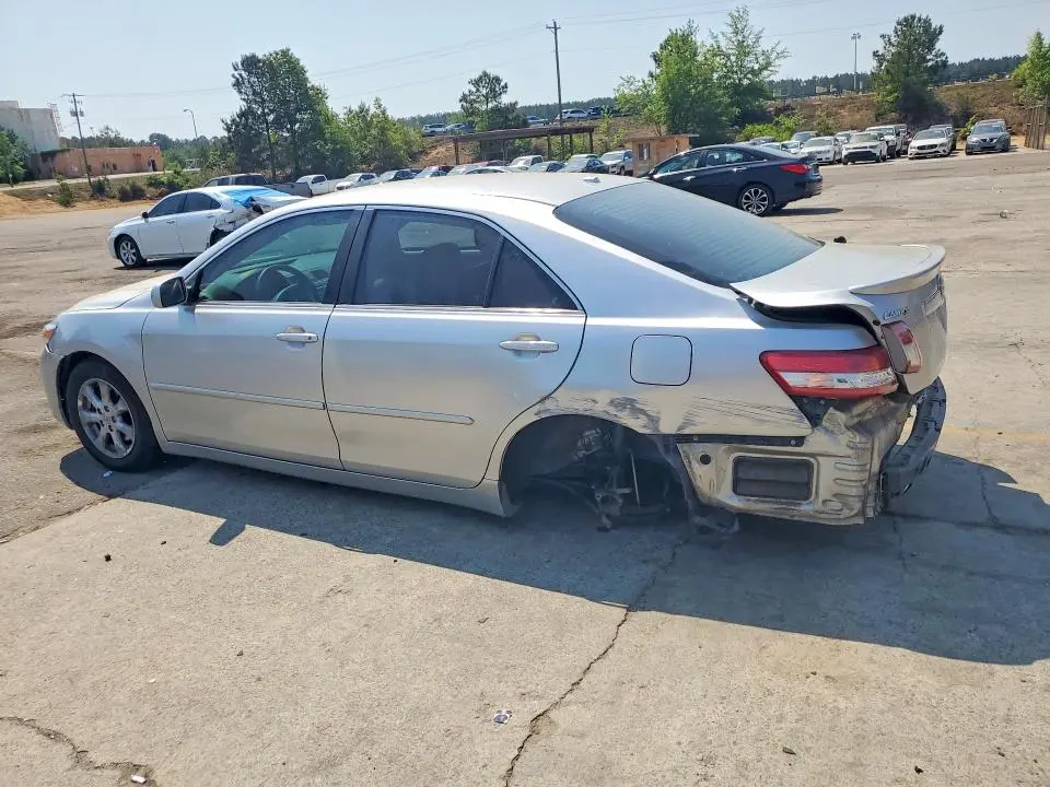 2011 TOYOTA CAMRY LE  