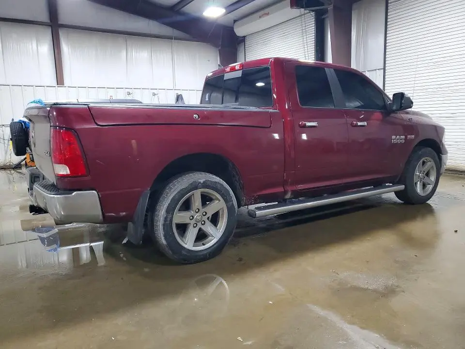 2018 RAM 1500 SLT  