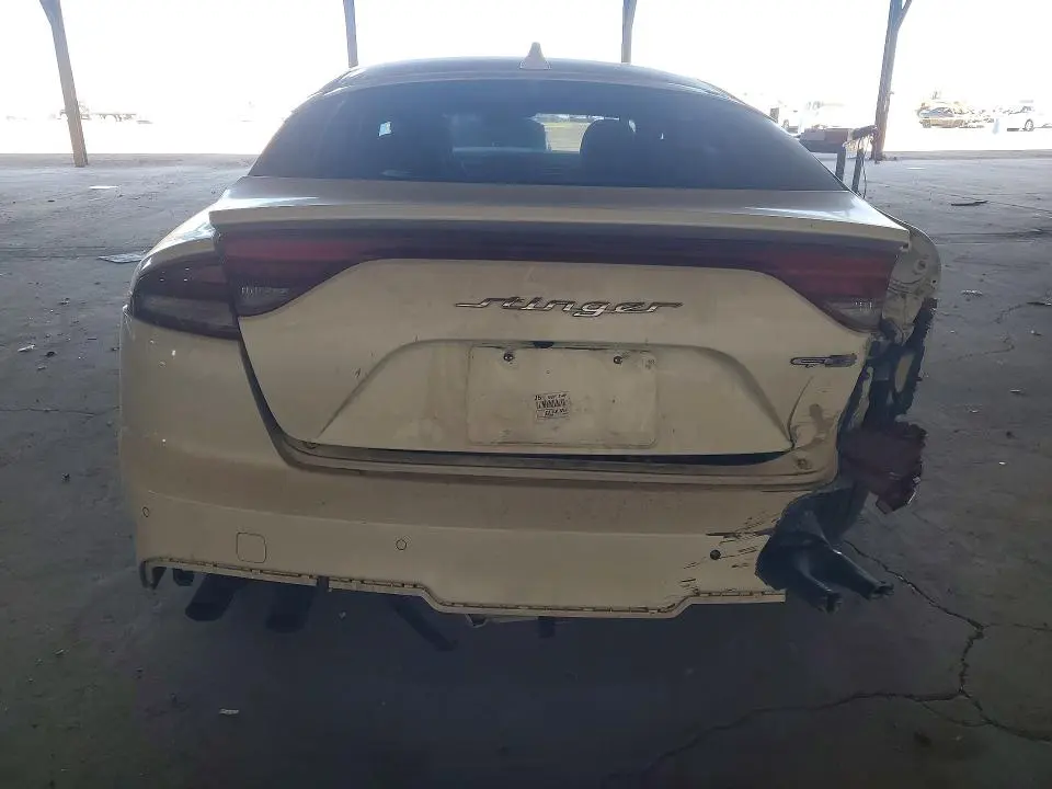 2022 KIA STINGER GT-LINE  