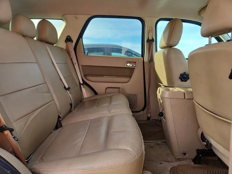 2011 FORD ESCAPE LIMITED  