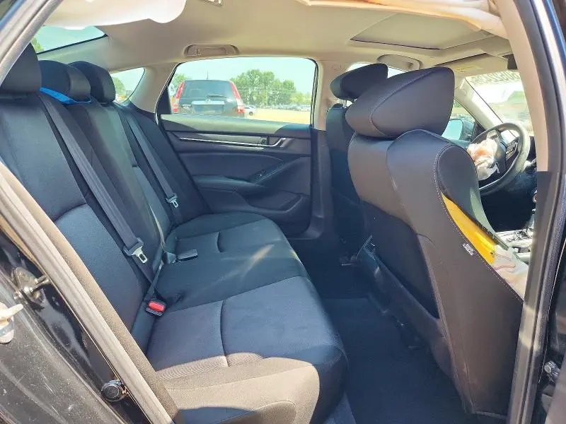 2019 HONDA ACCORD EX  