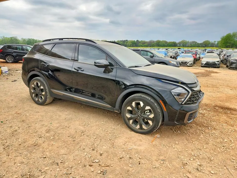 2024 KIA SPORTAGE X-LINE  