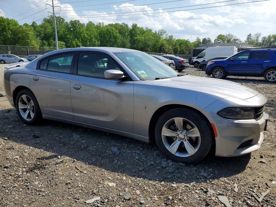 2016 DODGE CHARGER SXT  