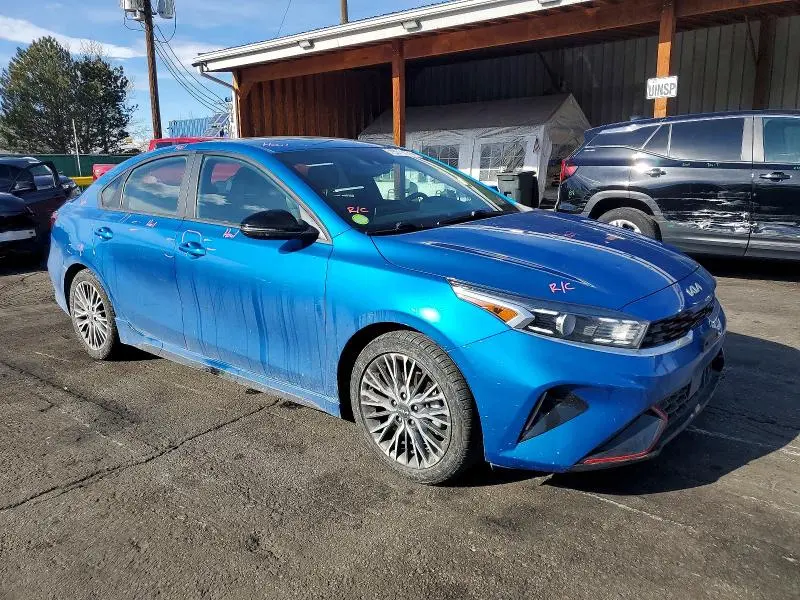 2022 KIA FORTE GT-LINE  