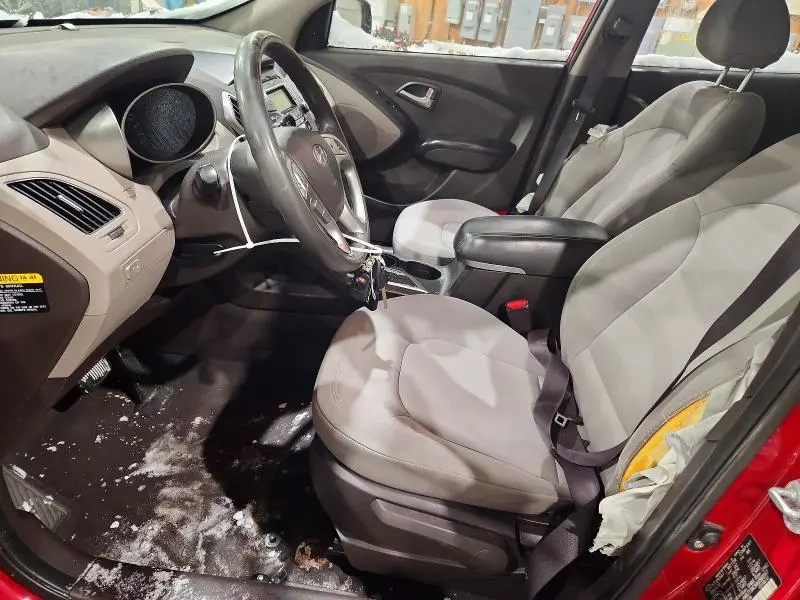 2010 HYUNDAI TUCSON GLS  
