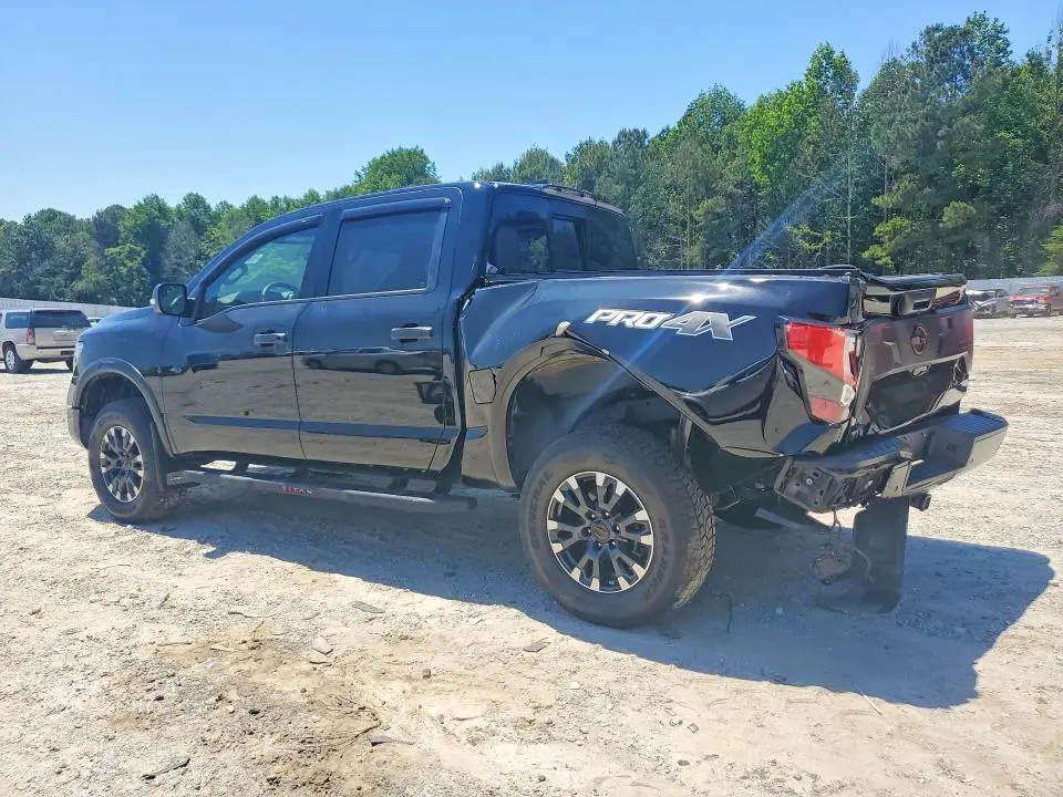 2024 NISSAN TITAN PRO-4X  